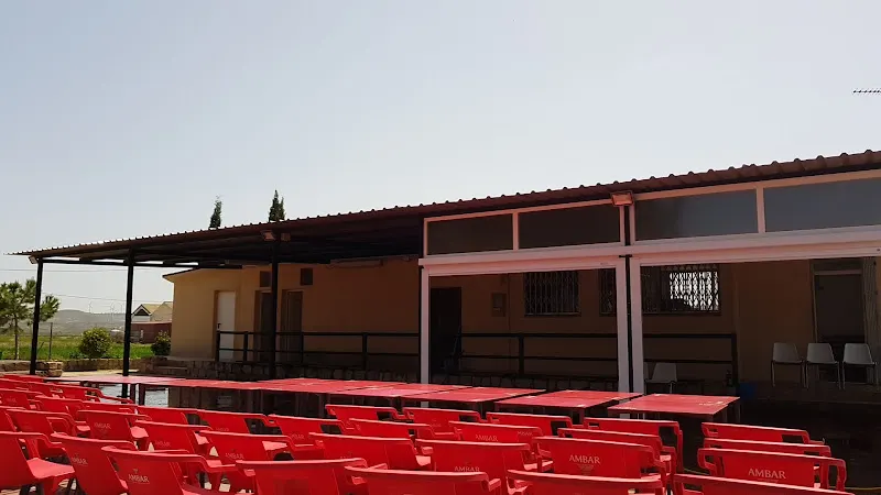 Piscina Pública Municipal de Bureta. - Piscina pública en Bureta - foto 2