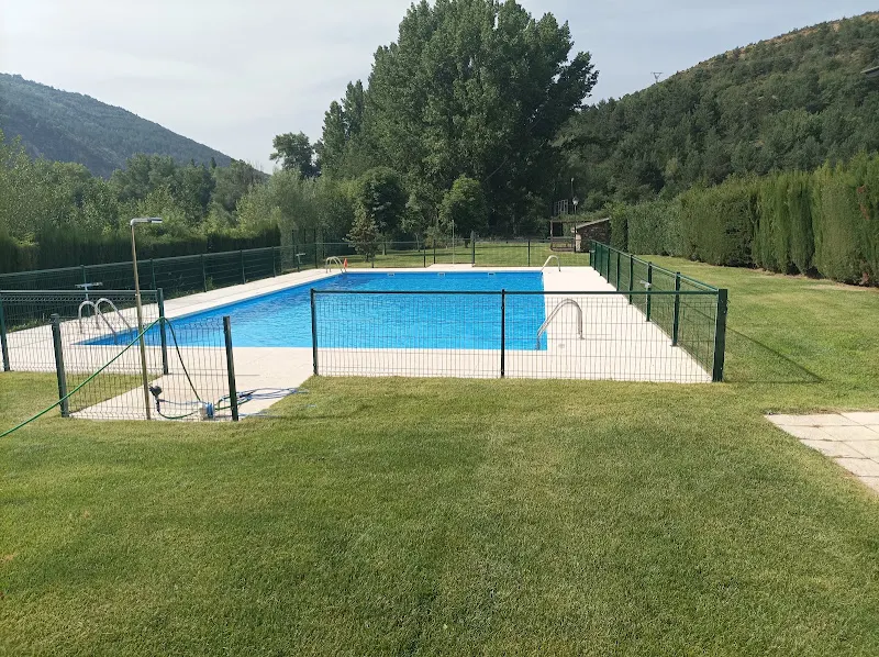 Piscina Municipal de Castiello de Jaca - Castiello de Jaca