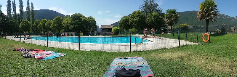 Piscina Pública Municipal de Campo. - Campo