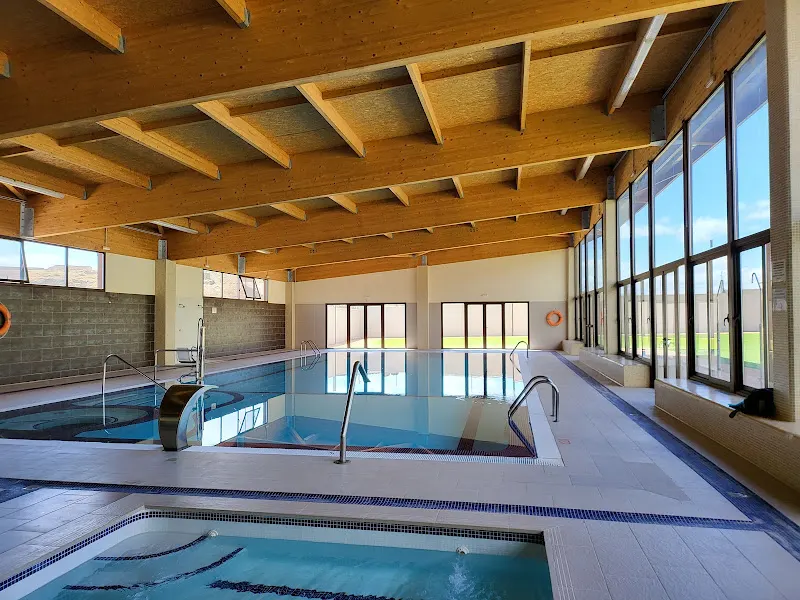 Piscina cubierta de Tartanedo - Tartanedo