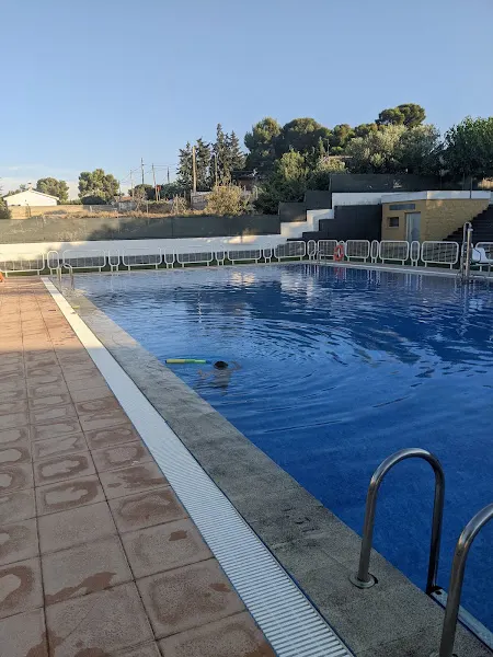 Piscina Pública Municipal de Torralba de Ribota. - Piscina pública en Torralba de Ribota - foto 2