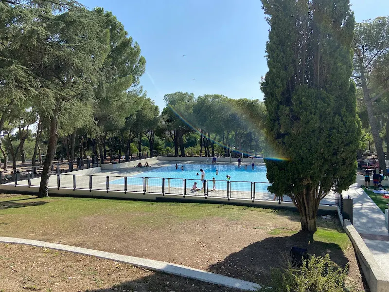 Piscina de verano Cerro Almodóvar