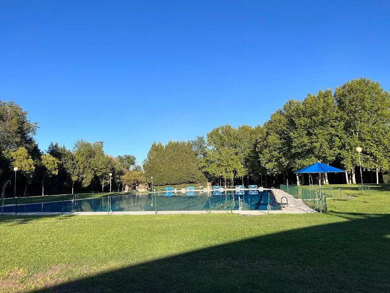 Piscina Municipal Perales del Río - Piscina en Getafe - foto 3