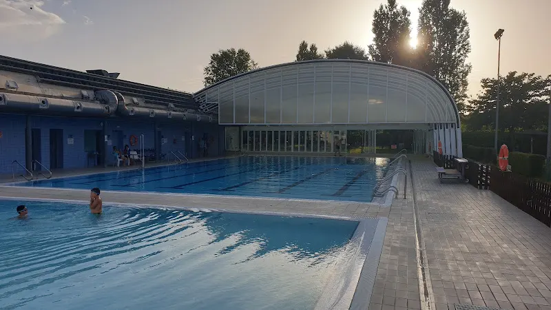 Piscina Pública Municipal de Casarrubuelos - Casarrubuelos