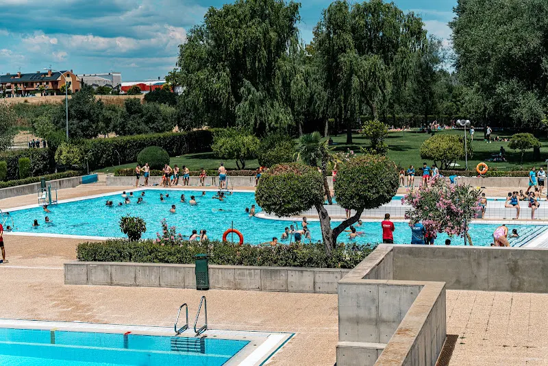Piscina Municipal Bonita de San Fernando de Henares - Piscina pública en San Fernando de Henares - foto 3