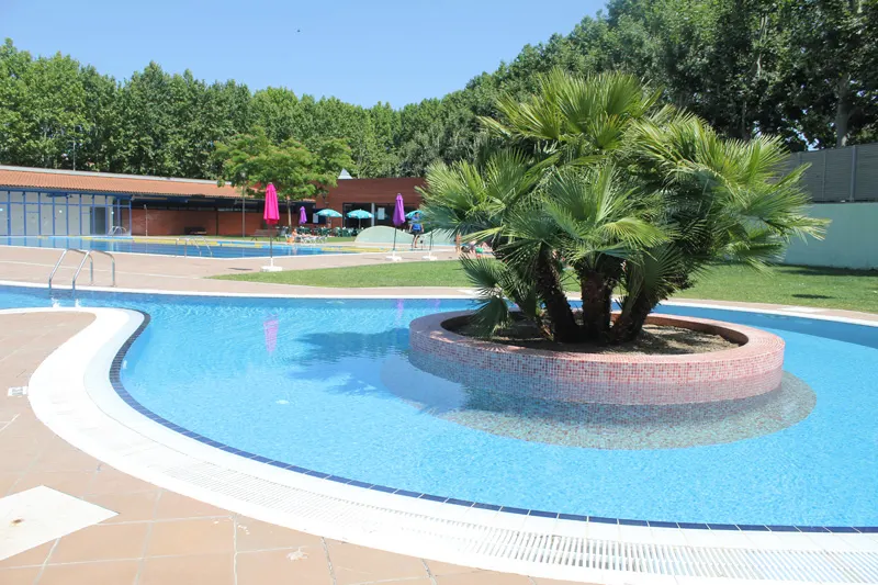 Complex Aquàtic Parc Central - Piscina pública en Sant Cugat del Vallès - foto 2