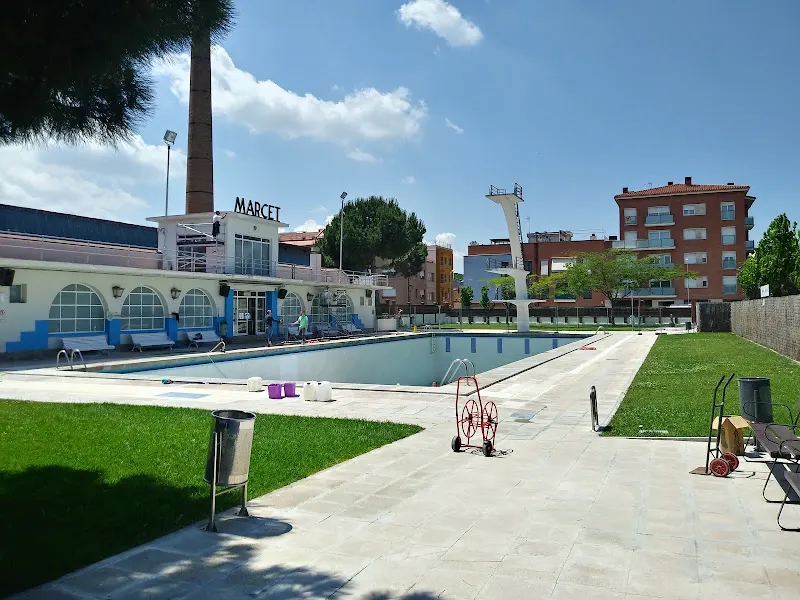Polideportivo municipal Can Marcet - Piscina pública en Sabadell - foto 2