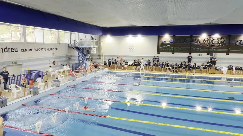 Complejo Deportivo Municipal Sant Andreu - Polideportivo en Barcelona - foto 2