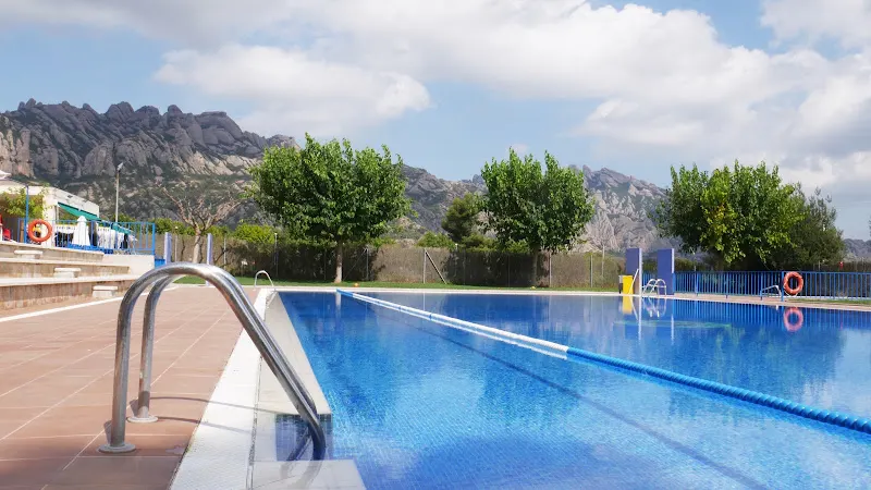 Piscina municipal del Bruc - Piscina pública en Bruc (El) - foto 2