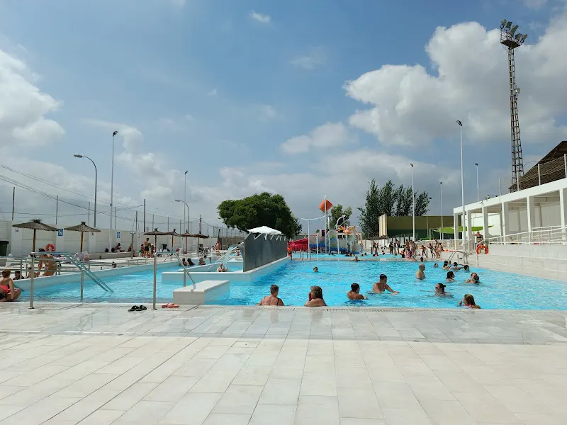 Piscinas Municipales de Paterna - Piscina pública en Paterna - foto 2