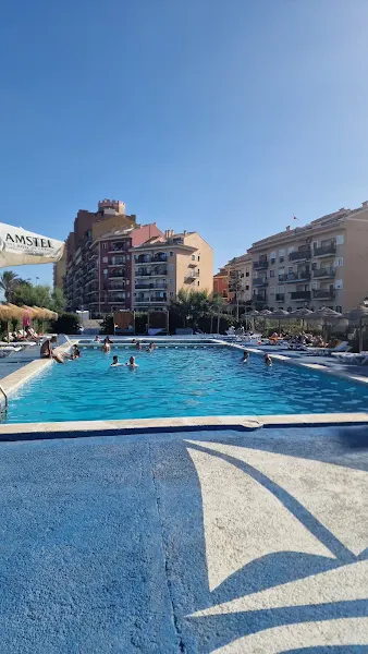 Pool Beach Sur. Piscina de la Marina de Port Saplaya. Alboraya